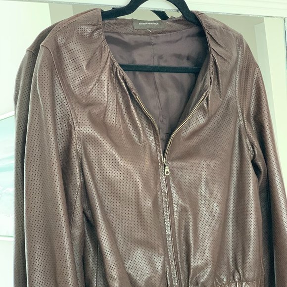 Stylish ARTHUR MENDOCA Brown Perforated 100% Lambskin Jacket - Picture 2 of 8